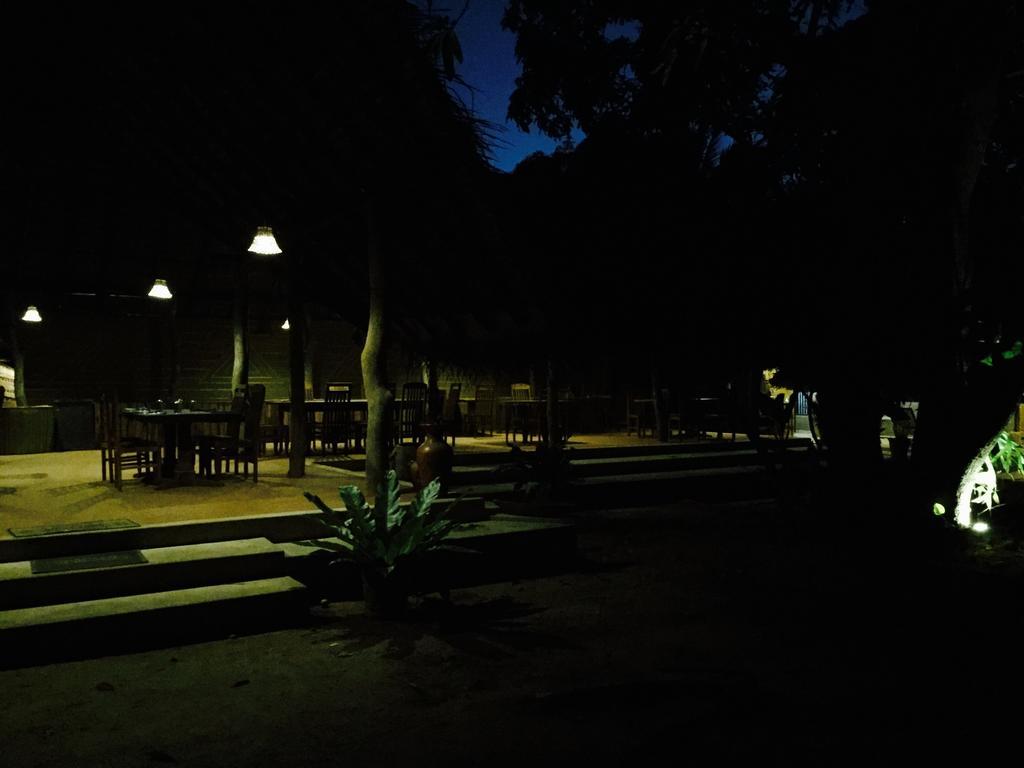 A4 Villa & Spa. Habarana Extérieur photo