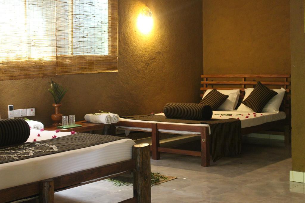 A4 Villa & Spa. Habarana Extérieur photo