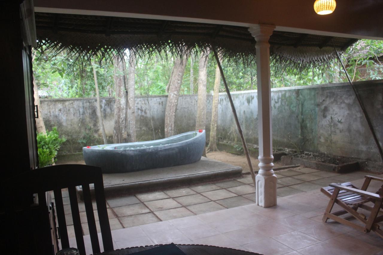 A4 Villa & Spa. Habarana Extérieur photo